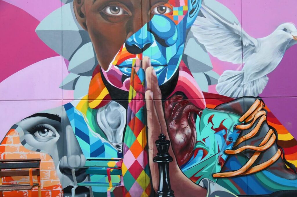 Graffiti Comuna 13 Medellin